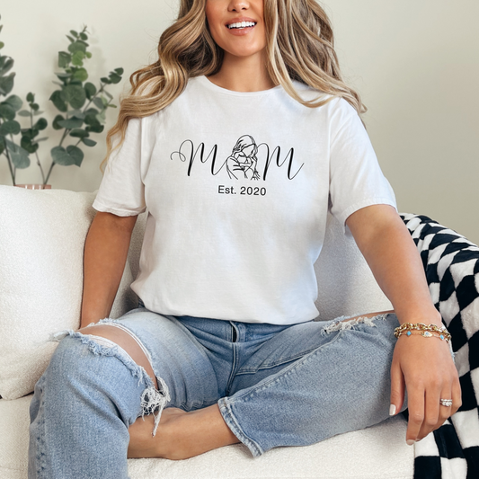 Personalized "Est. Year Mom and newborn baby" - Line Art T-Shirt